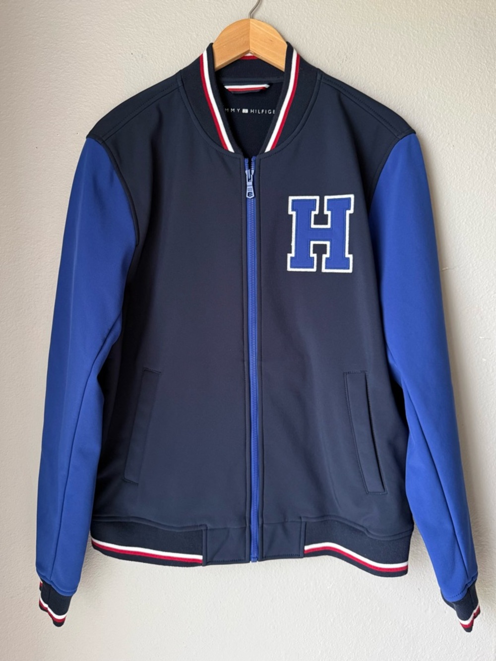Tommy Hilfiger Navy Letterman Bomber Water Resistant Full Zip Jacket Men’s Sz M